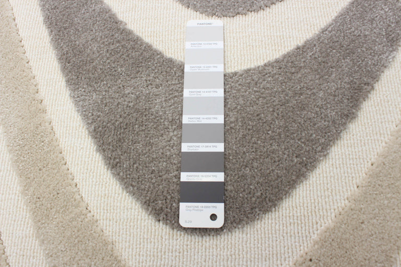 Carpette Nikkos ivoire 4 pi 7 po x 6 pi 7 po