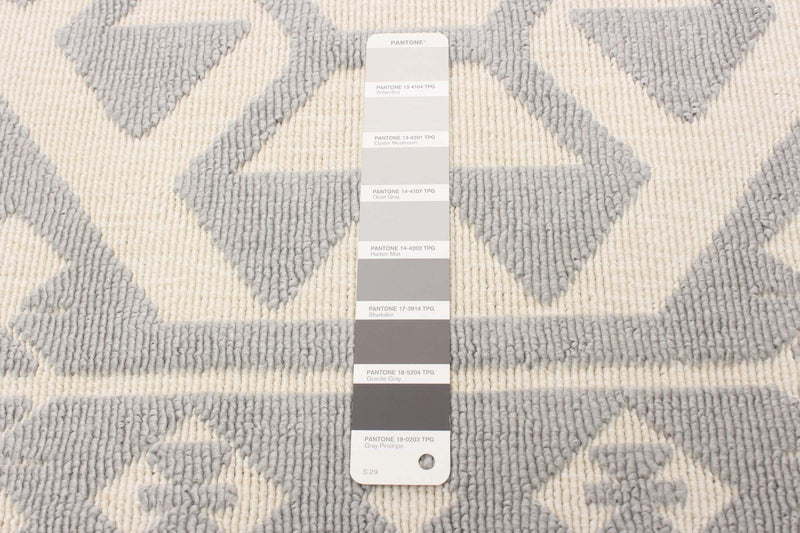 Carpette Gaia gris clair 5 pi 3 po x 7 pi 7 po