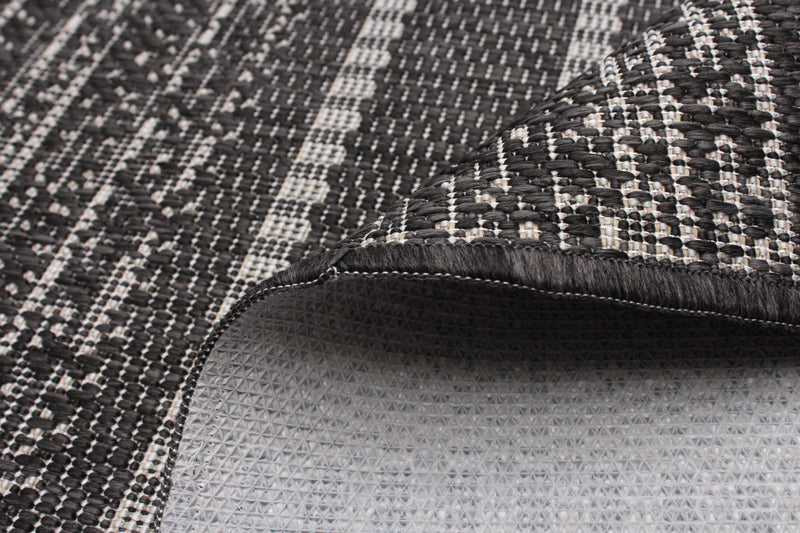 Carpette Wileen noire - 4 pi 4 po x 6 pi 5 po