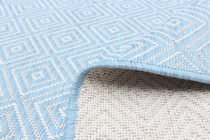 Carpette Neisha Diamond bleu clair 6 pi 7 po x 9 pi 6 po