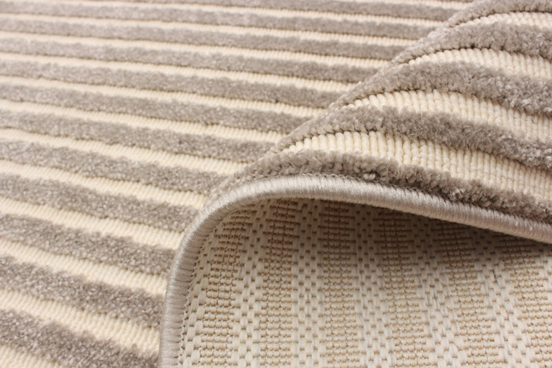 Carpette Kiah taupe 3 pi 11 po x 5 pi 7 po