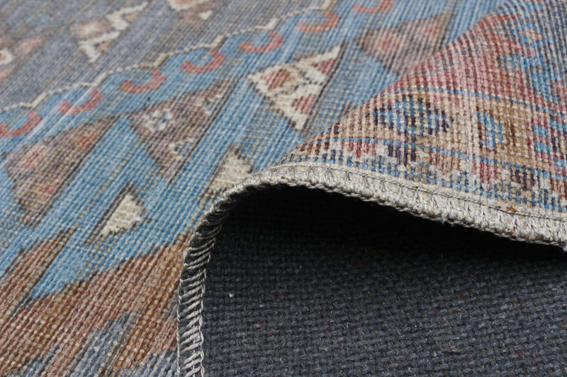 Carpette Samia bleu clair 5 pi 3 po x 8 pi 0 po