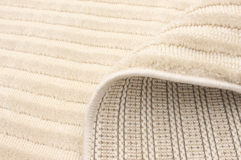 Carpette Kiah ivoire 4 pi 7 po x 6 pi 7 po