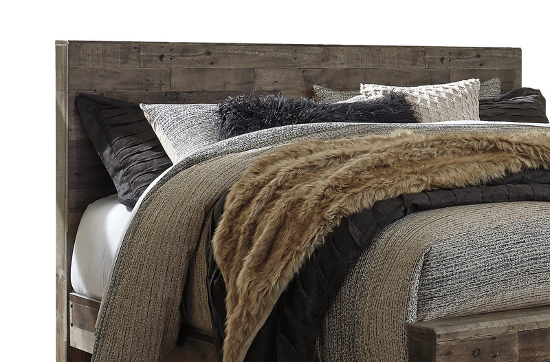 Ensemble de chambre à coucher Derekson 5 pièces avec lit à panneau, commode et miroir, gris - format très grand lit