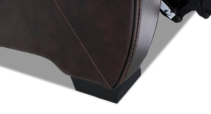 Causeuse à inclinaison électrique Hugo de 73 po en cuir véritable avec appuie-têtes électriques, console de rangement et ports USB - brune