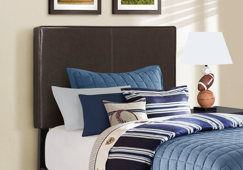 Lit simple d’apparence cuir brun foncé