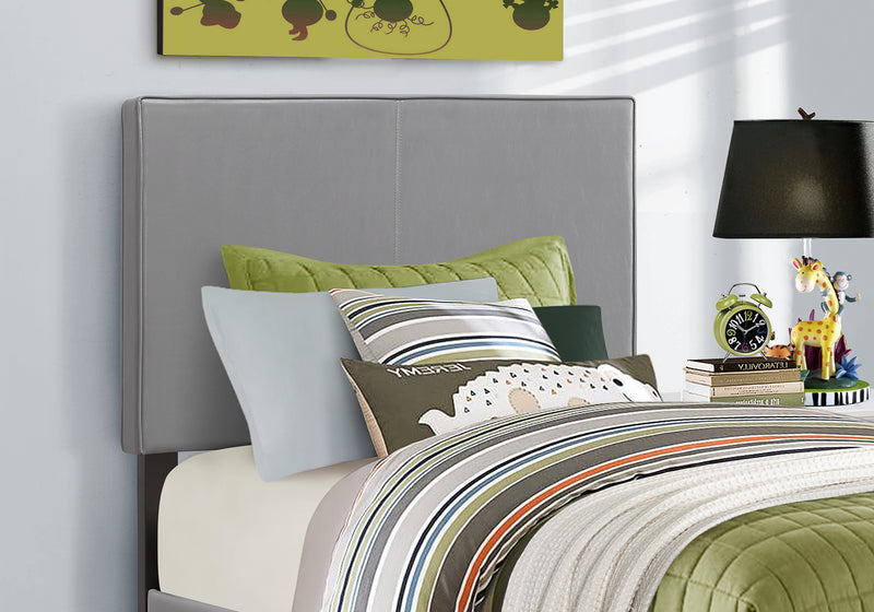 Lit simple d’apparence cuir gris