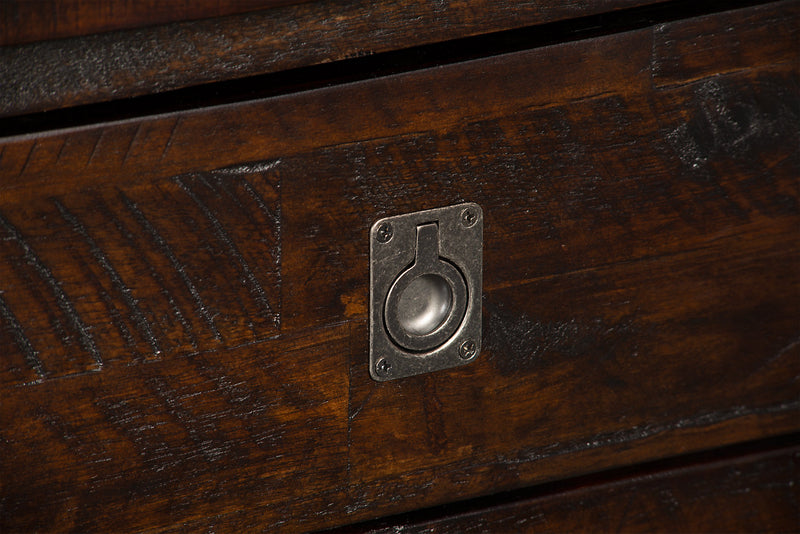 Table à café rustique Konagrove de 48 po avec rangement et roulettes - bois brun foncé