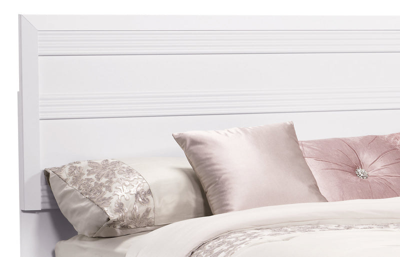 Ens. de chambre à coucher Olivia 5 pcs avec grand lit, commode verticale et table de nuit - blanc