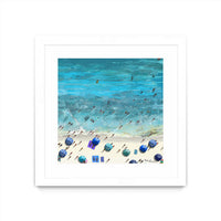 Œuvre d’art murale encadrée blanche et mate « Hot Summer Beach » 36 x 36