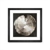 Œuvre d’art murale encadrée noire et mate « Touch Of Silver » 30 x 30