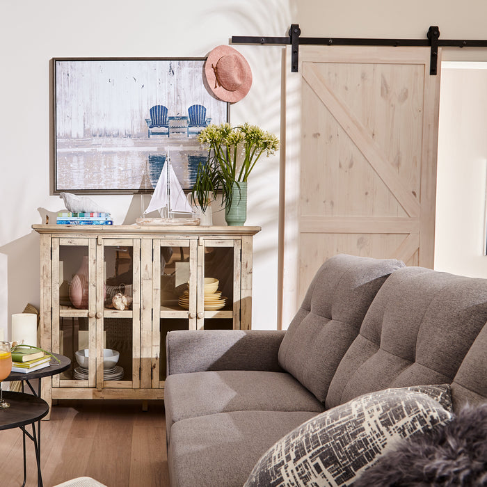 Grande armoire décorative Rocco de 70 po avec 6 portes - crème