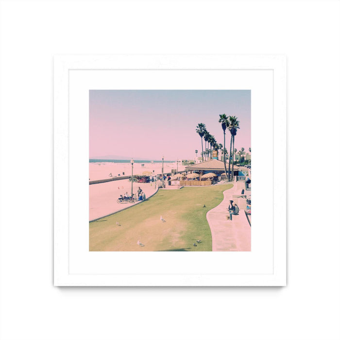 Œuvre d’art murale encadrée blanche et mate « Summer Days » 30 x 30