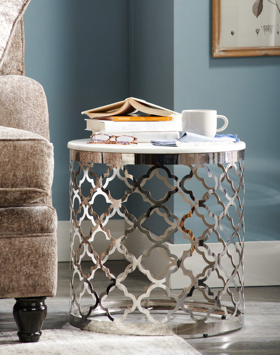 Sofa Bellmont de 89 po fabriqué au Canada en tissu de chenille avec coussins réversibles et pattes en bois - brun caramel