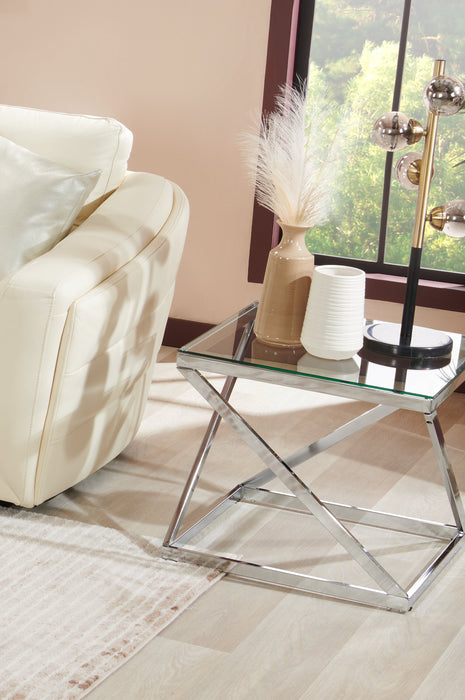 Lampe de table Bennie de 25,75 po noire et dorée à 4 ampoules