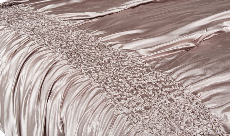 Ensemble d'édredon Beatrice 7 pièces pour très grand lit - taupe