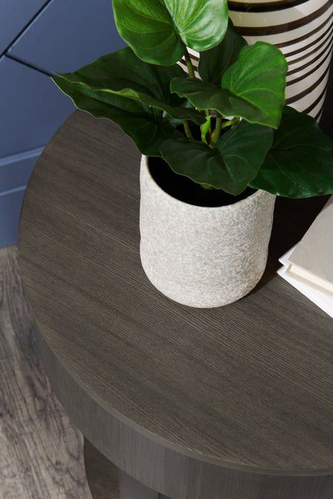 Table de bout ronde rustique Elroy de 20 po avec rangement et tablette - bois brun et gris