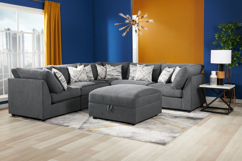 Pouf de rangement modulaire Evolve de Scott Living de 39,5 po en tissu d’apparence lin avec coussin en duvet et plumes - gris anthracite