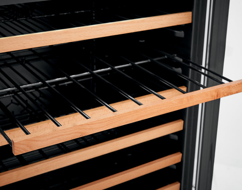 Réfrigérateur Frigidaire Gallery de 5,3 pi³ et de 23,4 po avec refroidisseur à vin à 52 bouteilles - acier inoxydable - FGWC5233TS