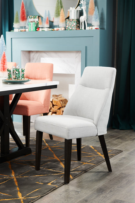 Chaise de salle à manger Gabi en tissu d’apparence lin - grise