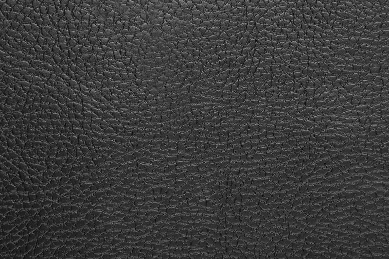 Sofa Andi de 40 po en tissu d’apparence cuir avec capitonnage - noir