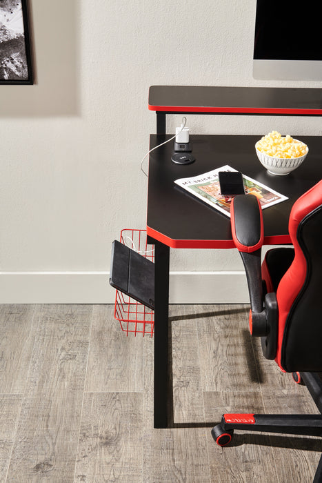 Bureau de jeu Herman de 50 po - noir avec bordure rouge
