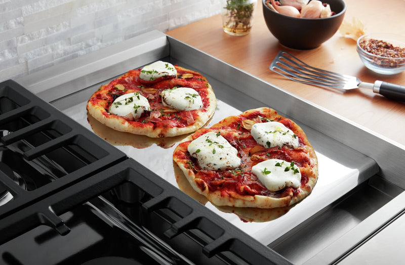 Surface de cuisson à gaz KitchenAid de 48 po à 6 éléments - acier inoxydable - KCGC558JSS