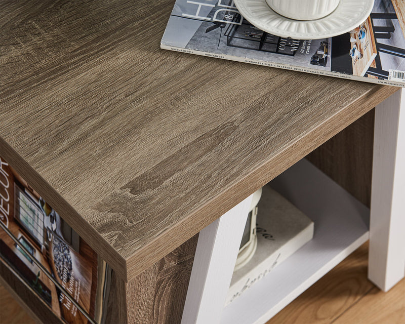 Table de bout moderne Malik de 22 po avec rangement et tablette - blanche et brun clair 