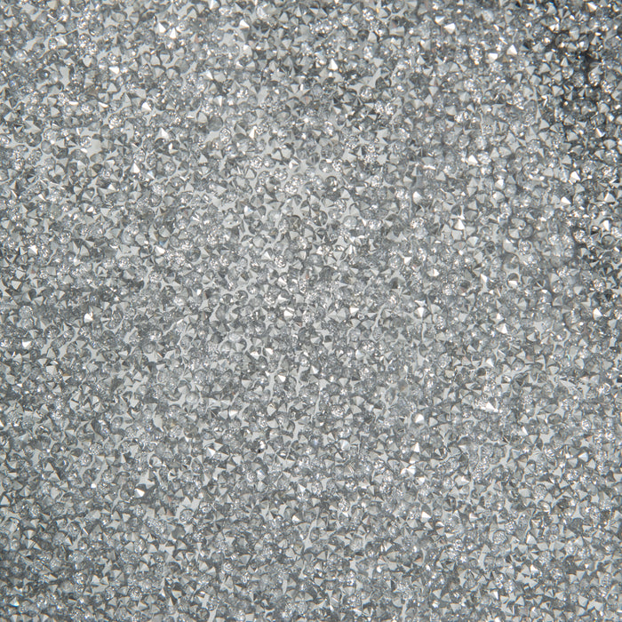 Meuble pour téléviseur somptueux Margo de 59 po avec foyer électrique, rangement et système de gestion des câbles pour téléviseurs jusqu’à 65 po - argenté