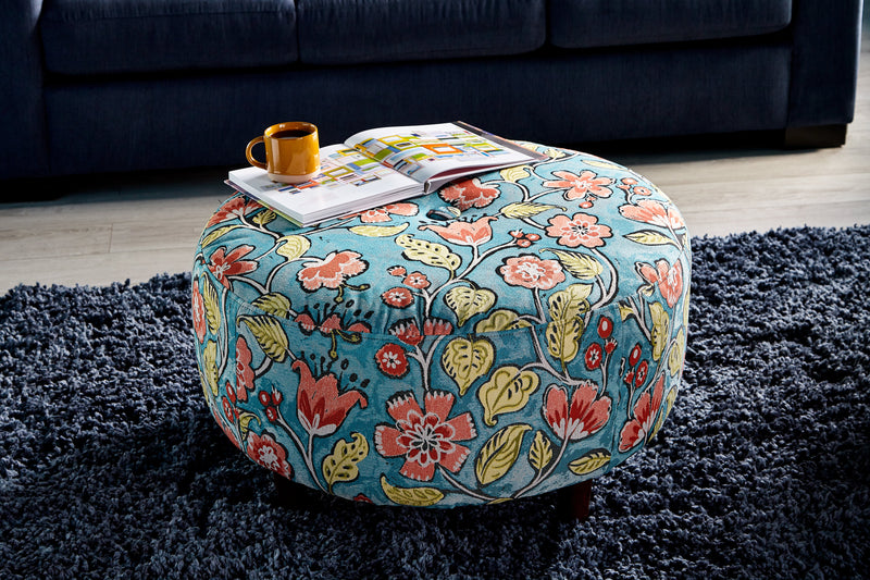Pouf personnalisable The Curve de Sofa Lab de 31 po fabriqué au Canada en tissu - Malibu multicolore