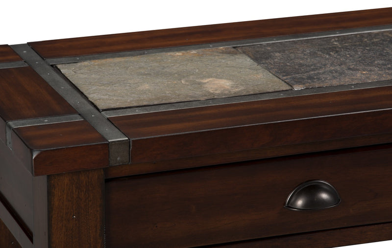 Table de salon rustique Roanoke de 50 po avec rangement et tablette - bois cerisier foncé et incrustation d’ardoise