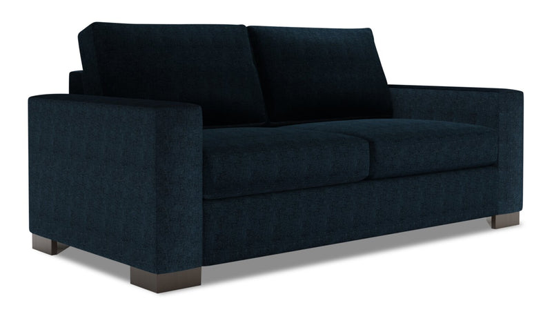 Sofa personnalisable Track de Sofa Lab de 75 po de format condo fabriqué au Canada en tissu de chenille avec accoudoirs rectilignes - bleu Luxury Indigo