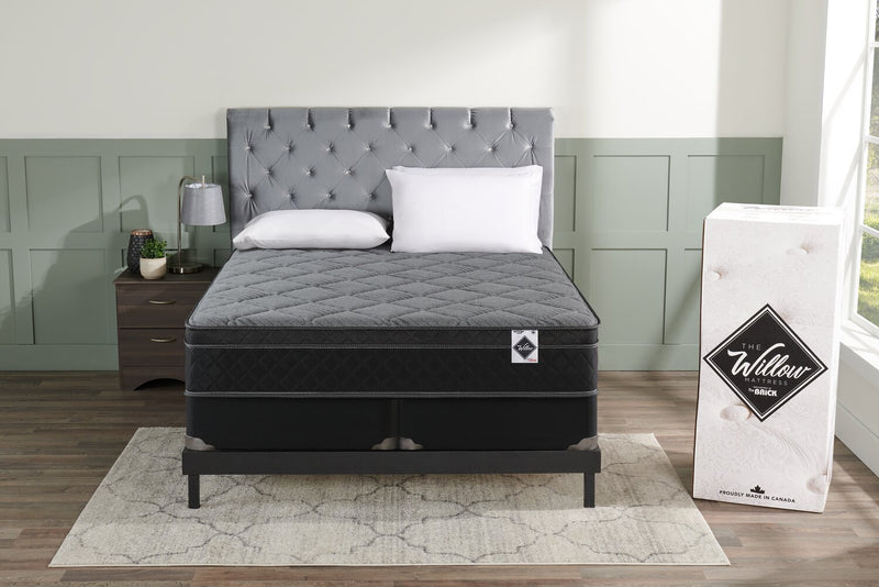 Ensemble matelas à Euro-plateau divisé dans une boîte Aspen de Springwall pour grand lit