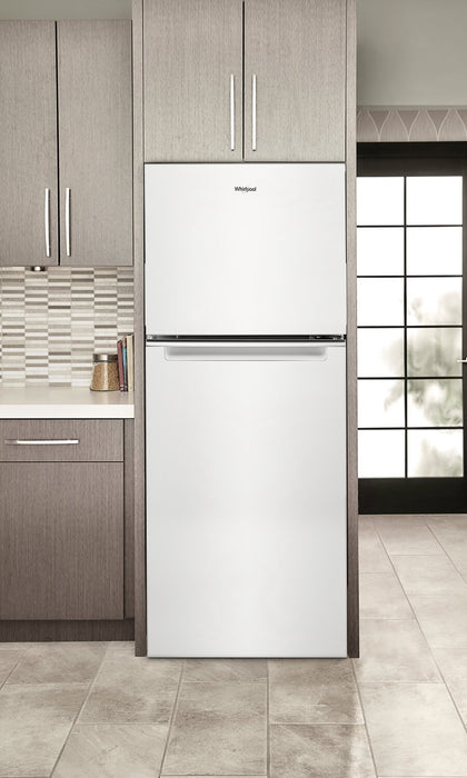 Réfrigérateur Whirlpool de 11,6 pi³ et de 24 po à congélateur supérieur - blanc - WRT112CZJW