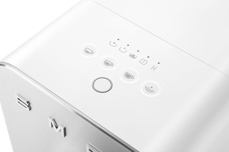 Machine à espresso Smeg entièrement automatique avec buse vapeur - BCC12WHMUS