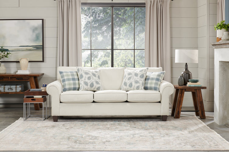 Sofa Scarlett de 87 po fabriqué au Canada en tissu de chenille avec accoudoirs enroulés et coussins décoratifs - beige écru