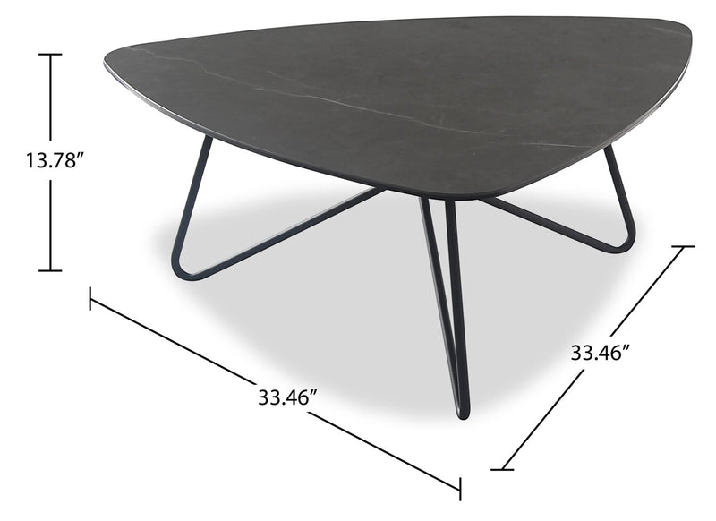 Table à café triangulaire moderne Hamilton de 37,99 po - dessus en imitation de marbre gris avec pattes en métal noir