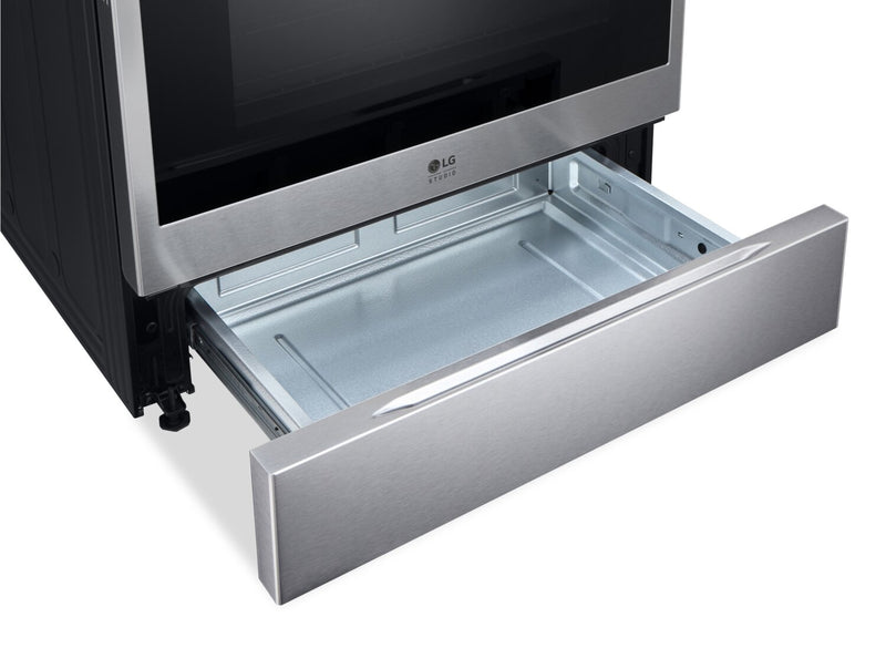 Cuisinière intelligente électrique LG Studio de 6,3 pi³ avec friture à air et convection ProBake ConvectionMD - acier inoxydable Smudge-ProofMD - LSES6338F