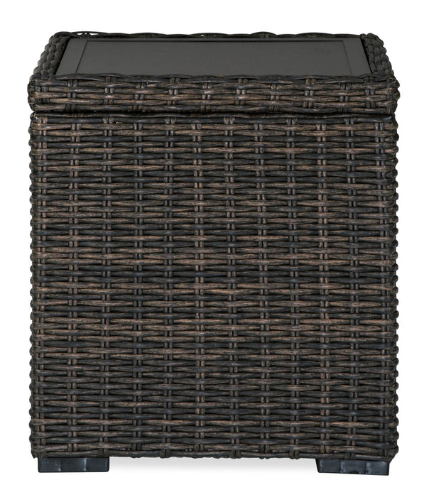 Table de bout Hilo pour la terrasse à l’extérieur - 20 po (L), armature en osier en résine et en aluminium, résistante aux rayons UV et aux intempéries - brune