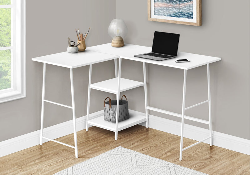 Bureau en forme de L Evlin de 42 po à tablettes - blanc