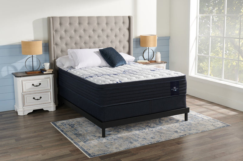 Ensemble sommier divisé Vanguard 2023 de Serta pour grand lit