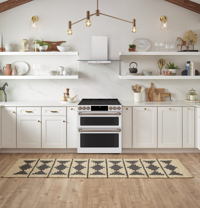 Cuisinière intelligente électrique Café de 7 pi³ avec convection européenne véritable et grilles autonettoyantes - blanc mat - CCES750P4MW2