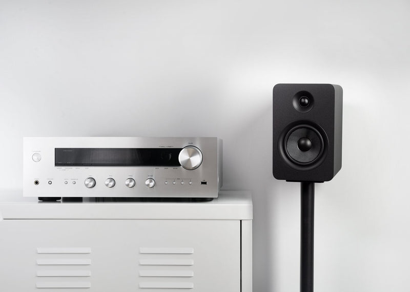 Haut-parleurs d'étagère passifs Kanto YU 5,25 po avec haut-parleur d’aigus 1 po, dôme en soie -noirs