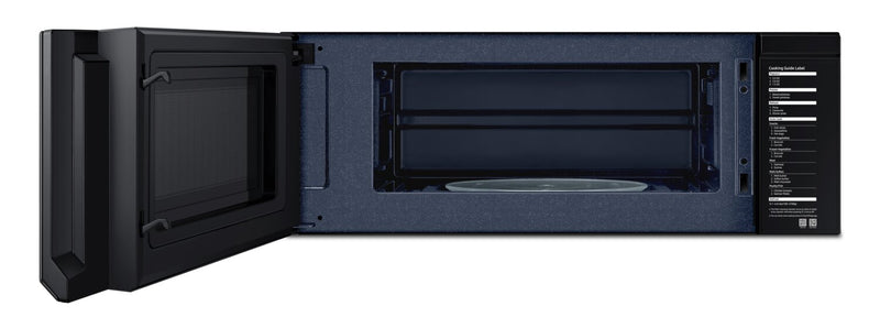Four à micro-ondes à hotte intégrée Samsung de 1,1 pi³ avec 400 pi³/min et Wi-Fi - acier inoxydable - ME11A7510DS/AC