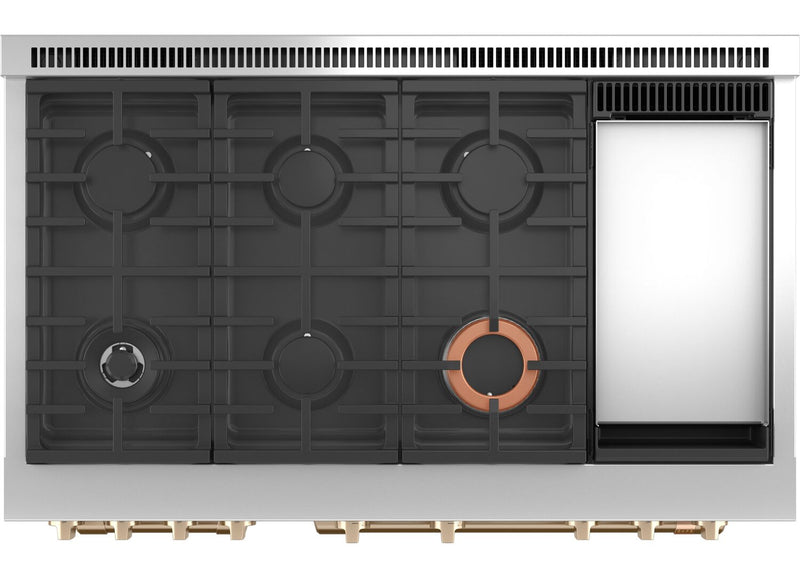 Cuisinière intelligente hybride Café de 8,25 pi³ avec convection européenne véritable et grilles autonettoyantes - blanc mat - C2Y486P4TW2