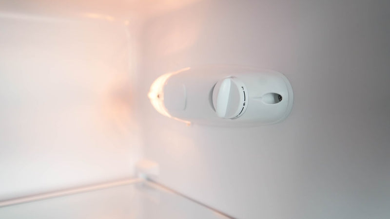 Réfrigérateur Danby de 7,4 pi³ et de 21,4 po à congélateur supérieur - blanc - DPF074B2WDB-6