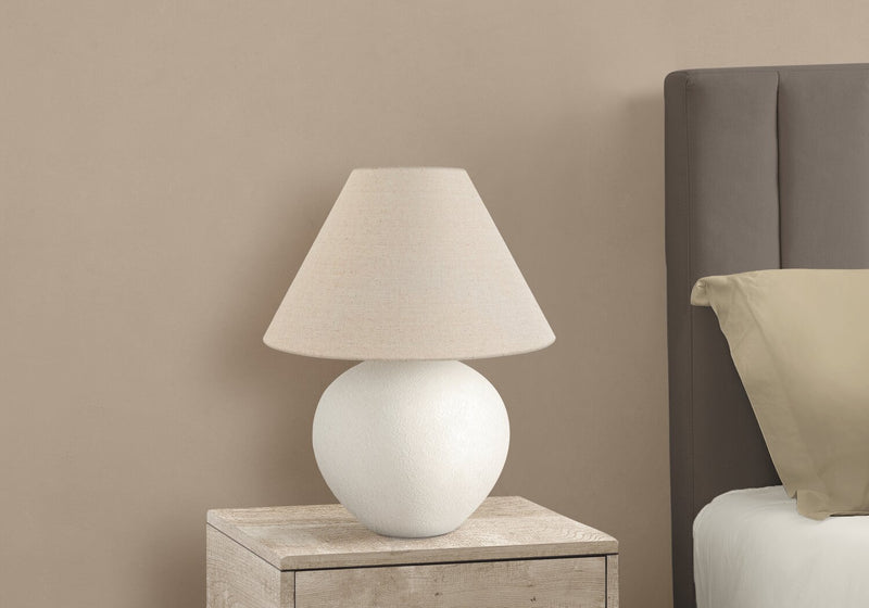 Lampe de table de 16 po en céramique crème avec abat-jour empire