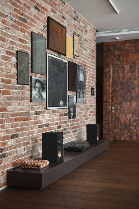 Haut-parleurs stéréo d’étagère R-50M Reference de Klipsch de 300 W 