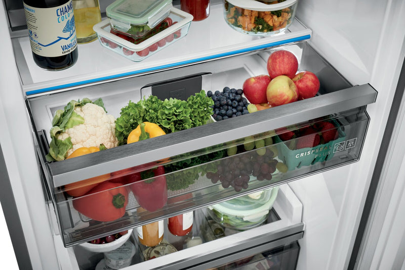 Réfrigérateur Frigidaire Professional de 19 pi³ et de 32,9 po à 1 porte - acier inoxydable Smudge-ProofMD - FPRU19F8WF