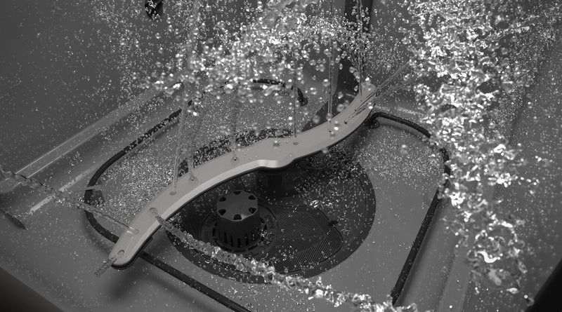 Lave-vaisselle encastré GE de 24 po et de 59 dBA avec commandes à l’avant et broyeur d’aliments solides PiranhaMC - blanc - GDF510PGRWW